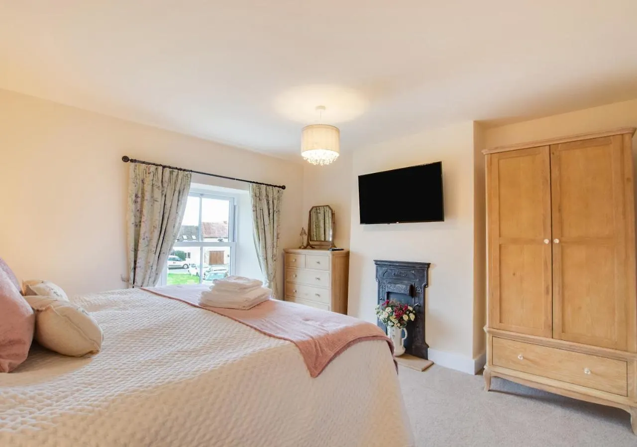 Munton Cottage Crakehall